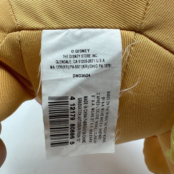Winnie the Pooh Disney Store Exclusive Graduate Grad Twill Plush 14" Plush Stuff - Picture 12 of 12